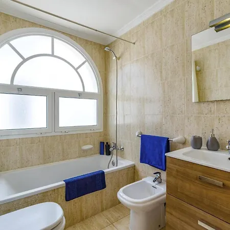 Villa Arco Iris By