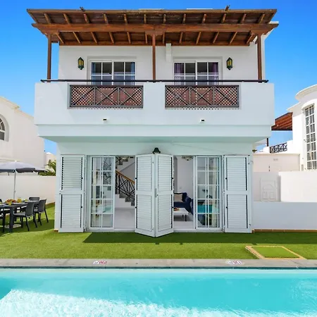 Villa Arco Iris By